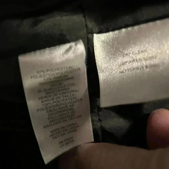 Evan Picone Midnight Blue/Black Sequined Sheath. Like new condition. Size 10. - Picture 6 of 9